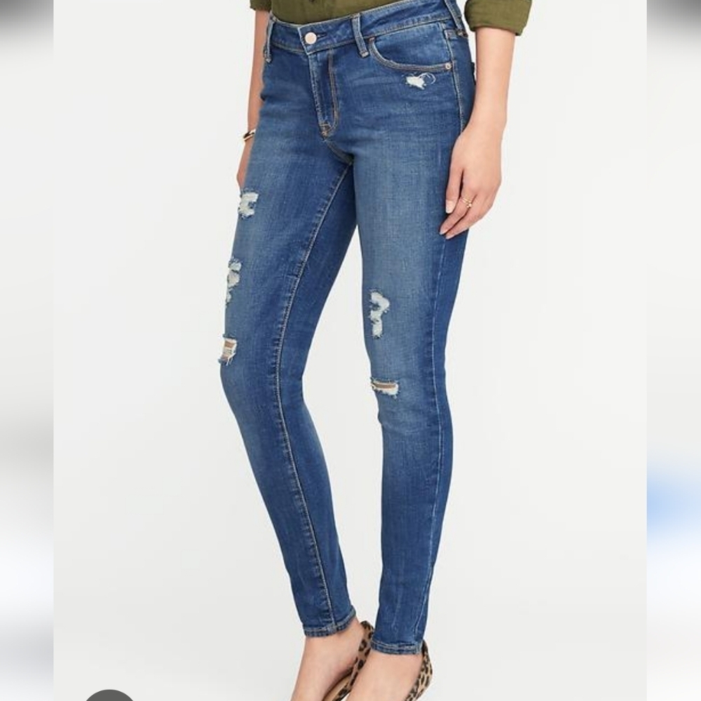 Old Navy Rockstar Jeans Distressed Size 4